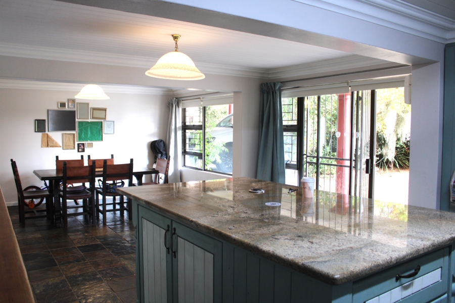 4 Bedroom Property for Sale in Stilbaai Wes Western Cape